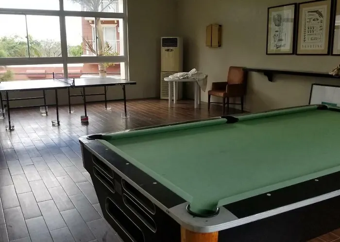 Presidio Hotel *